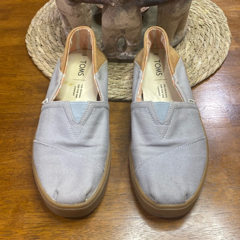 TOMS